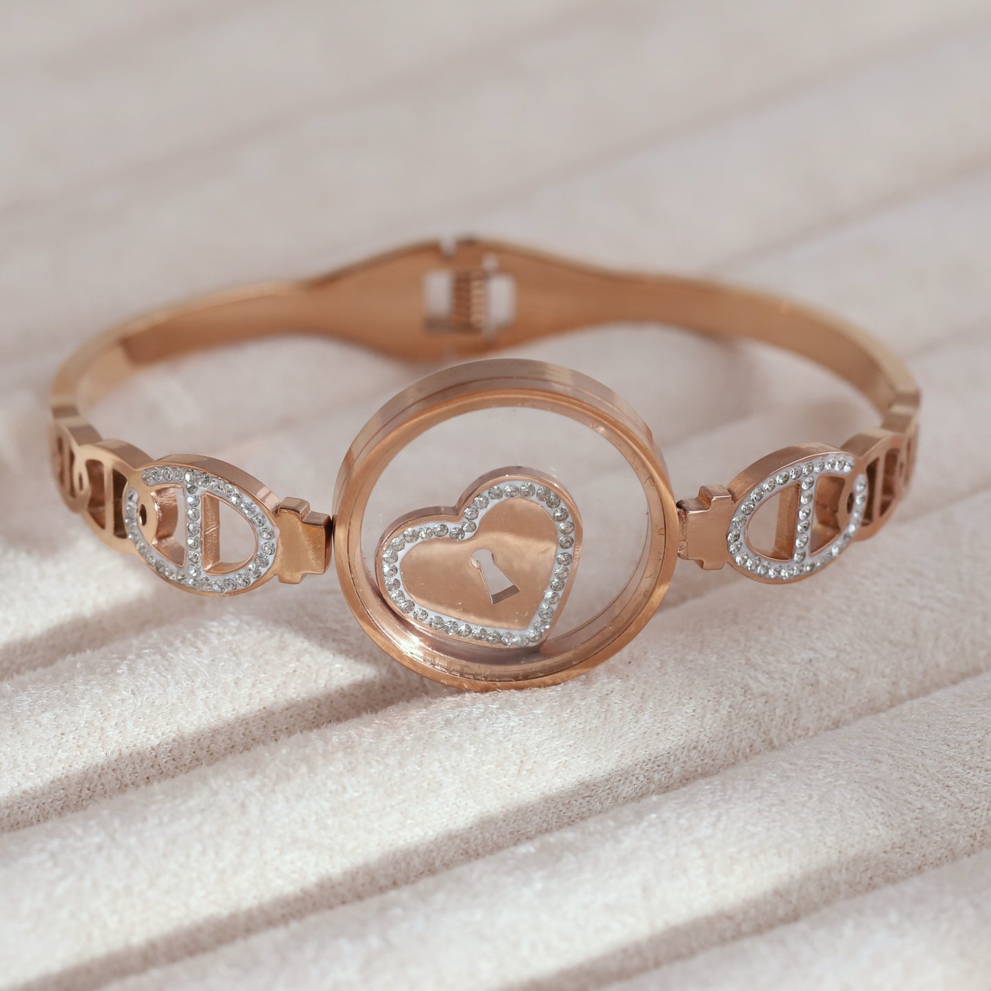 Roselle Heart Bracelet