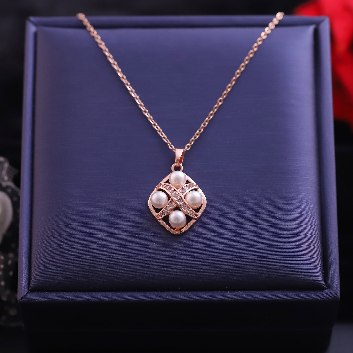 Elegant Pearl Glow Pendant