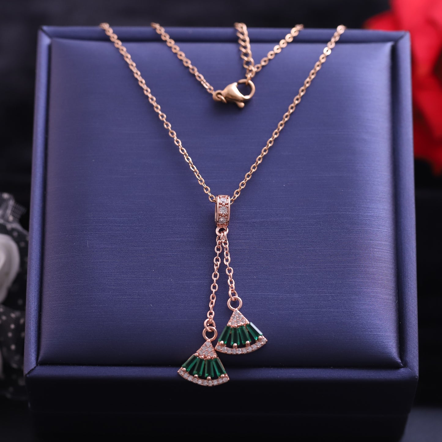 Infinite  Necklace
