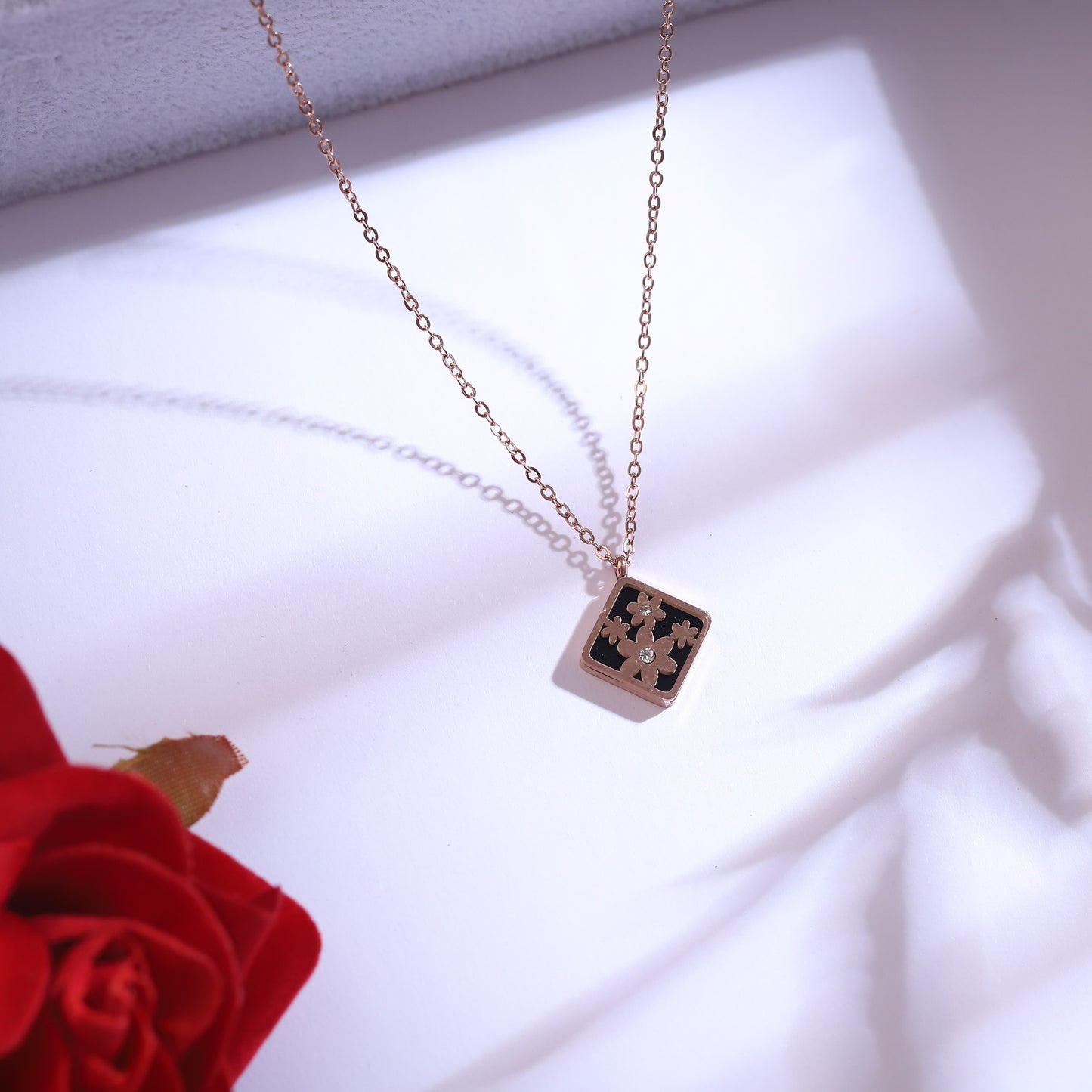 Blossom Glow Necklace Set