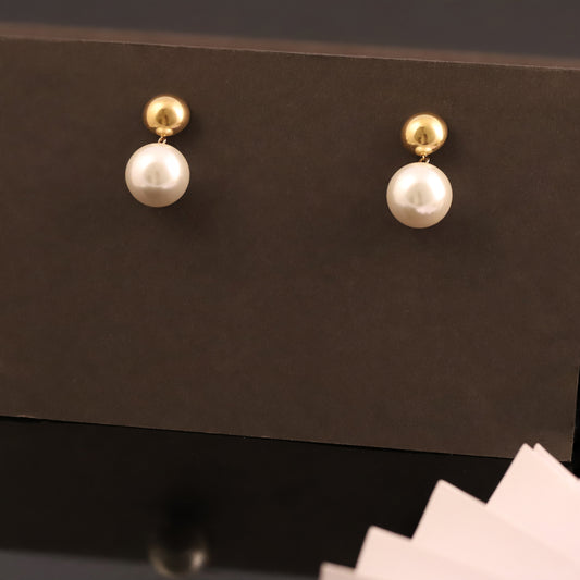 Classic Pearl Elegance