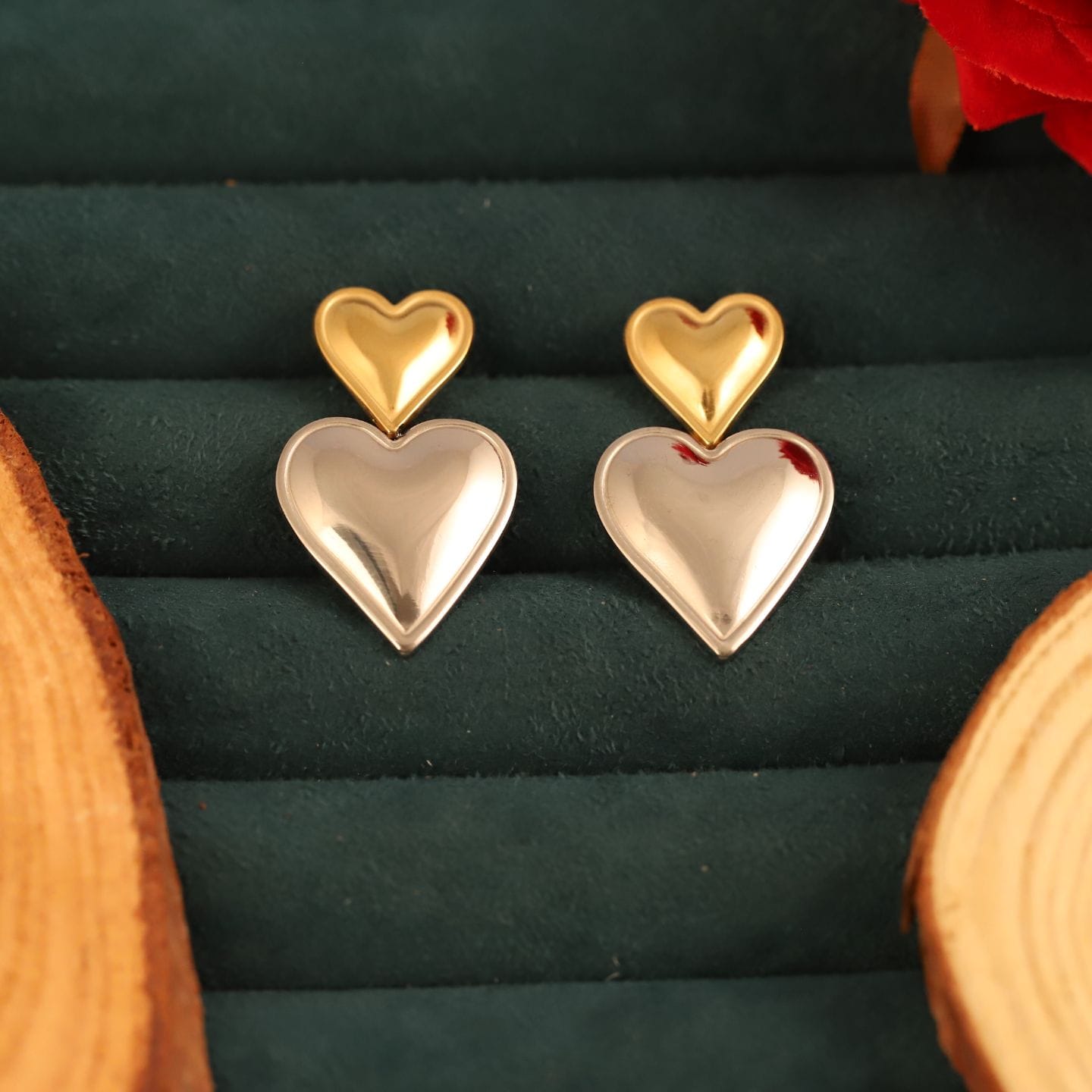 Twin Heart Glow Earring