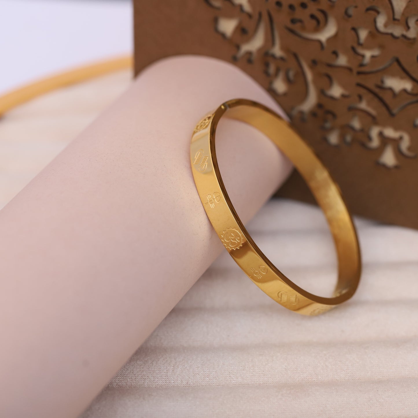 Om Trishul Kada For Men
