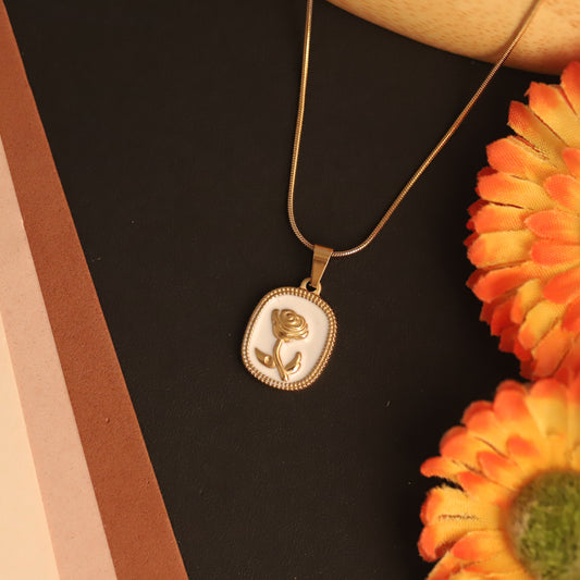 Rose Pendant Chain