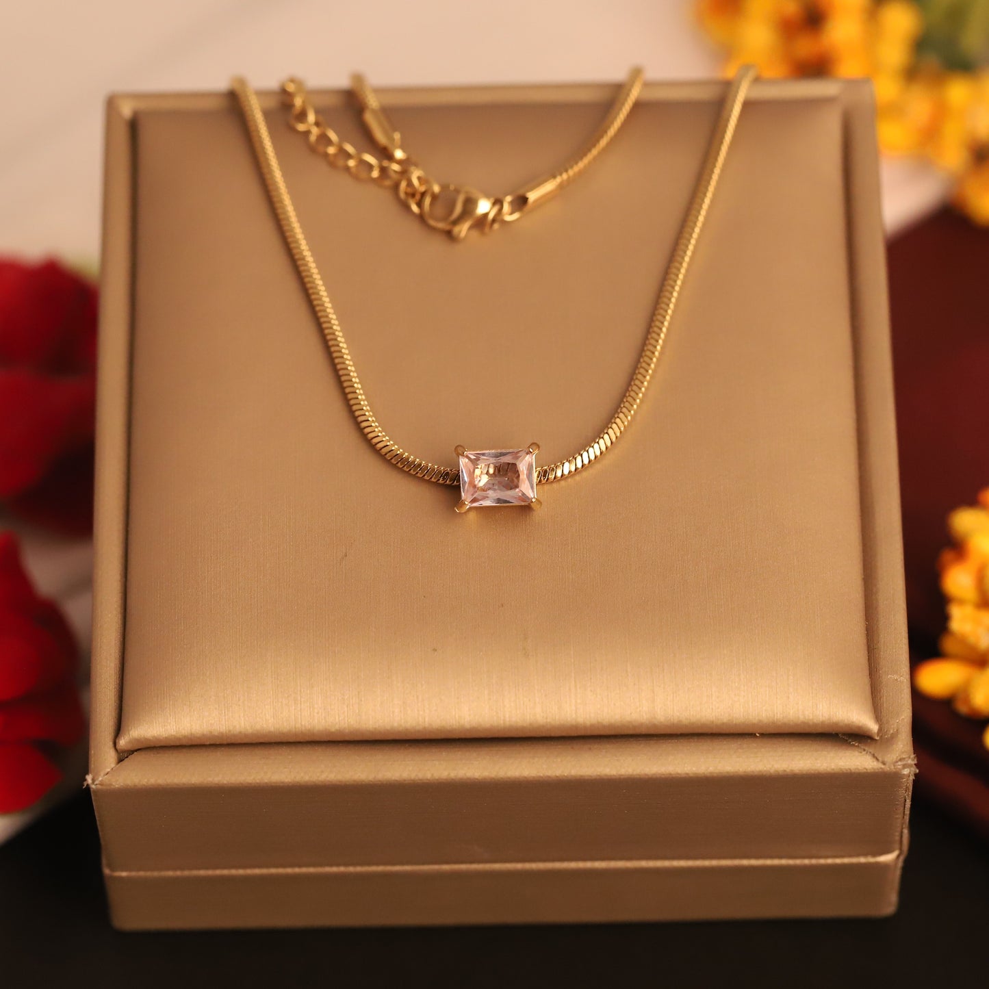 Snake Chain Stone Pendant
