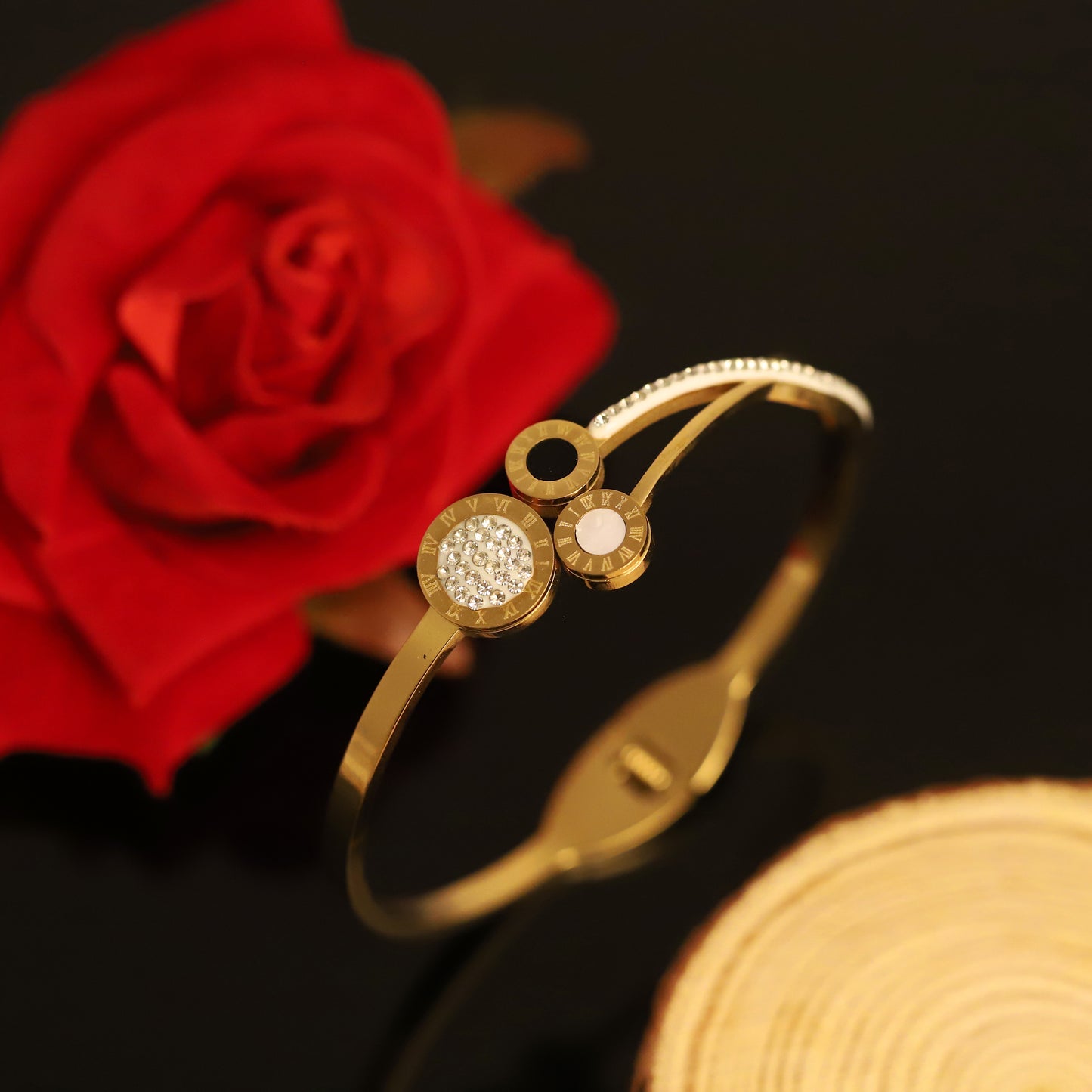 Roman Numeral & Crystal Bracelet