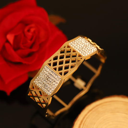Zyra Bloom Bracelet