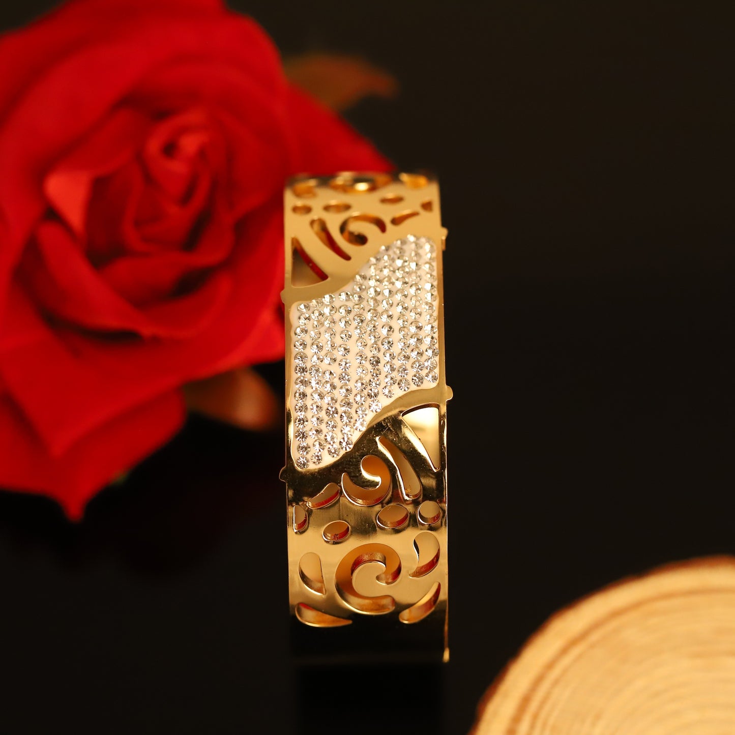 Glittering Blossom Bracelet
