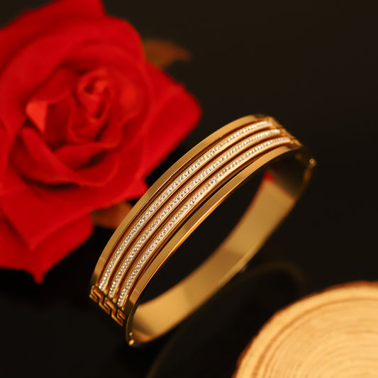 Shimmer Petal Bracelet